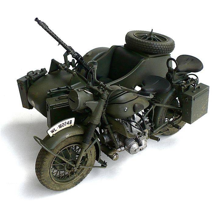 Мотоцикл BMW r75 с коляской